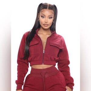FashionNova® burgundy cropped top hoodie (Medium)